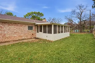 1009 Mustang Trail, Granbury, TX 76049 - Photo 19