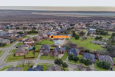 547 Breton Drive, Grand Prairie, TX 75052 - Photo 37