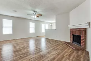 3875 Fox Run Dr, Fort Worth, TX 76123 - Photo 3