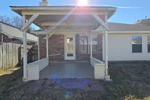 1056 Wood Brook Dr, Grand Prairie, TX 75052 - Photo 29