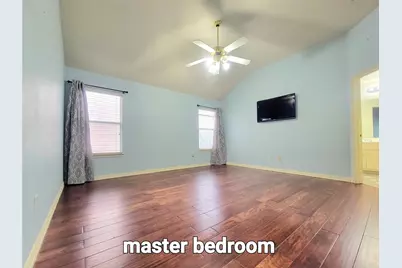 1056 Wood Brook Drive, Grand Prairie, TX 75052 - Photo 13