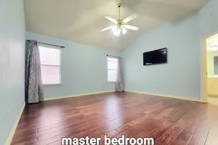 1056 Wood Brook Dr, Grand Prairie, TX 75052 - Photo 13