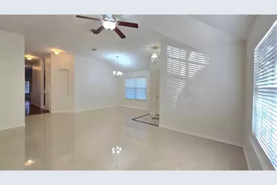 1056 Wood Brook Drive, Grand Prairie, TX 75052 - Photo 3