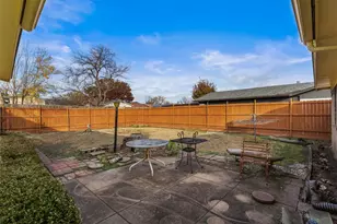 1509 Crockett St, Garland, TX 75042 - Photo 15