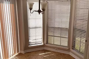 1000 Lamesa Ct, Irving, TX 75063 - Photo 13