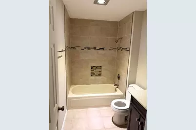 1000 Lamesa Court, Irving, TX 75063 - Photo 17