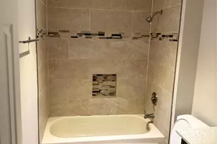 1000 Lamesa Ct, Irving, TX 75063 - Photo 17