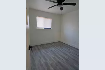 218 Redwood Street, Mesquite, TX 75181 - Photo 17