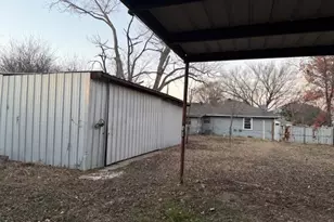 12010 Badger Dr, Balch Springs, TX 75180 - Photo 15