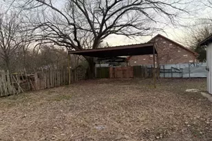 12010 Badger Dr, Balch Springs, TX 75180 - Photo 19