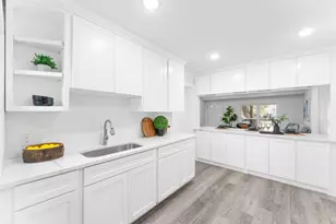 2661 Hudspeth Ave, Dallas, TX 75216 - Photo 13