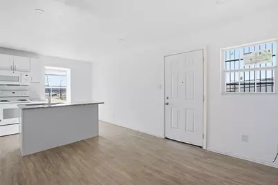 901 Bessie Street, Fort Worth, TX 76104 - Photo 7