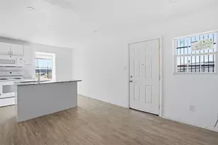 901 Bessie St, Fort Worth, TX 76104 - Photo 7