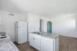 901 Bessie St, Fort Worth, TX 76104 - Photo 17