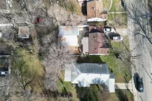 1139 N Bagley St, Dallas, TX 75211 - Photo 13