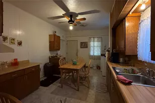 1139 N Bagley St, Dallas, TX 75211 - Photo 7