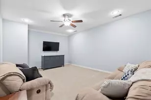 1709 E Branch Hollow Dr, Carrollton, TX 75007 - Photo 25