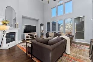 1709 E Branch Hollow Dr, Carrollton, TX 75007 - Photo 3