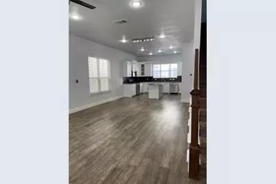 203 S Village Way, Lewisville, TX 75057 - Photo 13