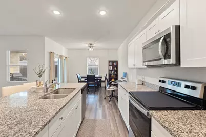 1645 Shadow Hawk Drive, Fort Worth, TX 76052 - Photo 5