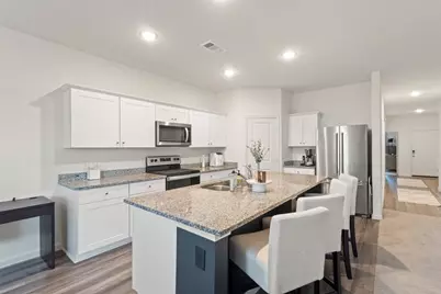 1645 Shadow Hawk Drive, Fort Worth, TX 76052 - Photo 7