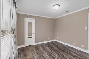 2200 E Trinity Mills Rd, Carrollton, TX 75006 - Photo 25