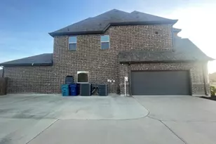 321 Equestrian Dr, Waxahachie, TX 75165 - Photo 3