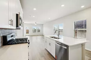 517 Clover Crk Dr, McKinney, TX 75071 - Photo 5