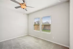 517 Clover Crk Dr, McKinney, TX 75071 - Photo 13