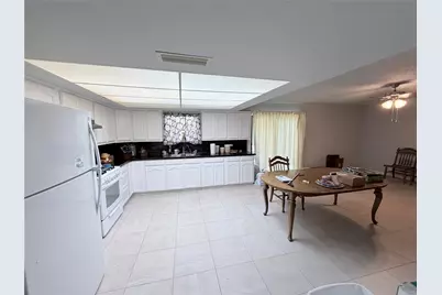 1380 Cherry Hill Lane, Lewisville, TX 75067 - Photo 5