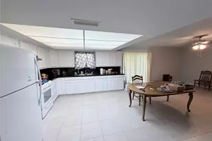 1380 Cherry Hill Ln, Lewisville, TX 75067 - Photo 5