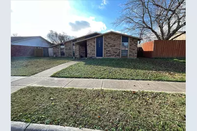 2033 Wilderness Trail, Grand Prairie, TX 75052 - Photo 5