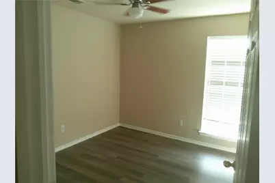 5644 Indian Hill Drive, Arlington, TX 76018 - Photo 9