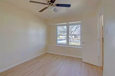 2421 Claremont Drive, Grand Prairie, TX 75052 - Photo 23