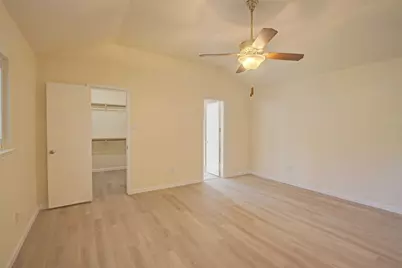 2421 Claremont Drive, Grand Prairie, TX 75052 - Photo 17