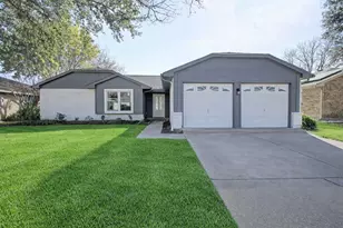 2421 Claremont Dr, Grand Prairie, TX 75052 - Photo 1