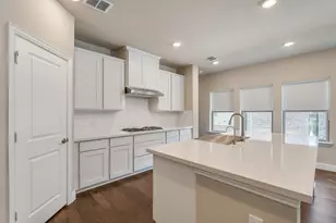 801 Cassandra Ct, Euless, TX 76040 - Photo 19