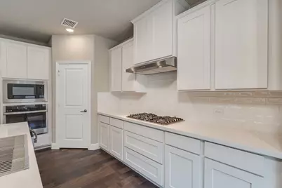 801 Cassandra Court, Euless, TX 76040 - Photo 21