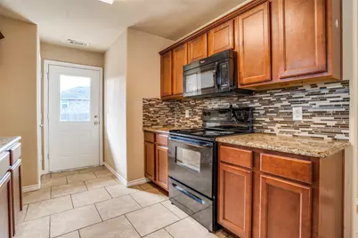 811 E College Street, Princeton, TX 75407 - Photo 3