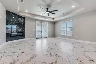 1662 Brookview Dr, Lancaster, TX 75416 - Photo 3