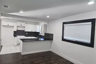 303 Hillcrest St, Mansfield, TX 76063 - Photo 5