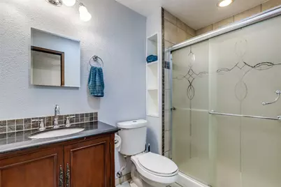 5028 Ashlock Drive, The Colony, TX 75056 - Photo 17