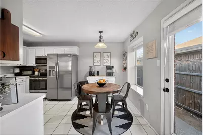 5509 Alta Verde Circle, Arlington, TX 76017 - Photo 13