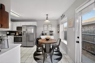 5509 Alta Verde Cir, Arlington, TX 76017 - Photo 13