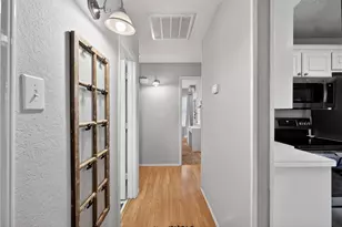 5509 Alta Verde Cir, Arlington, TX 76017 - Photo 9