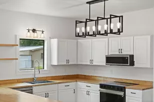 516 N Johnson St, Mineola, TX 75773 - Photo 9