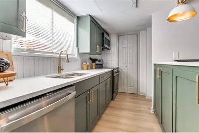 2702 Douglas Avenue #129, Dallas, TX 75219 - Photo 11