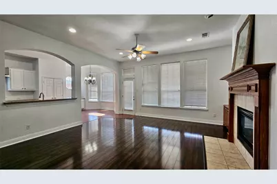 9137 Jasmine Lane, Irving, TX 75063 - Photo 15