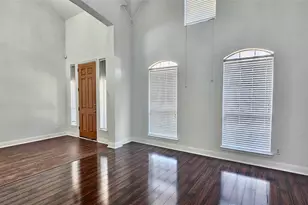 9137 Jasmine Ln, Irving, TX 75063 - Photo 7