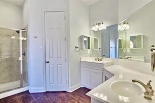 9137 Jasmine Ln, Irving, TX 75063 - Photo 19